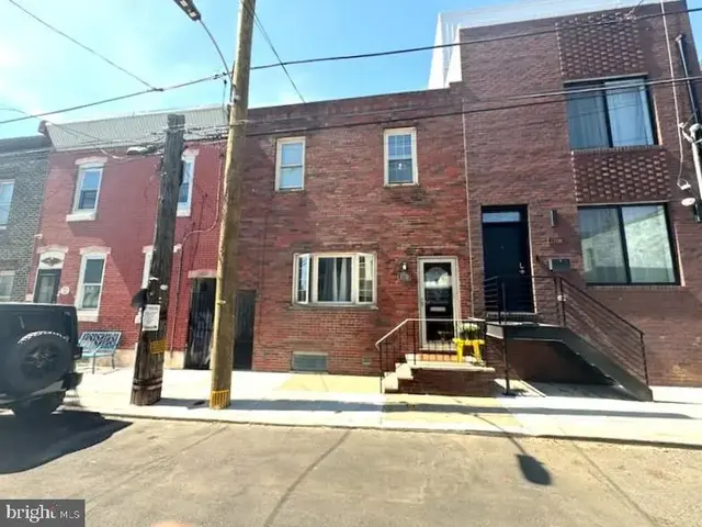 2710 E Birch St, Philadelphia