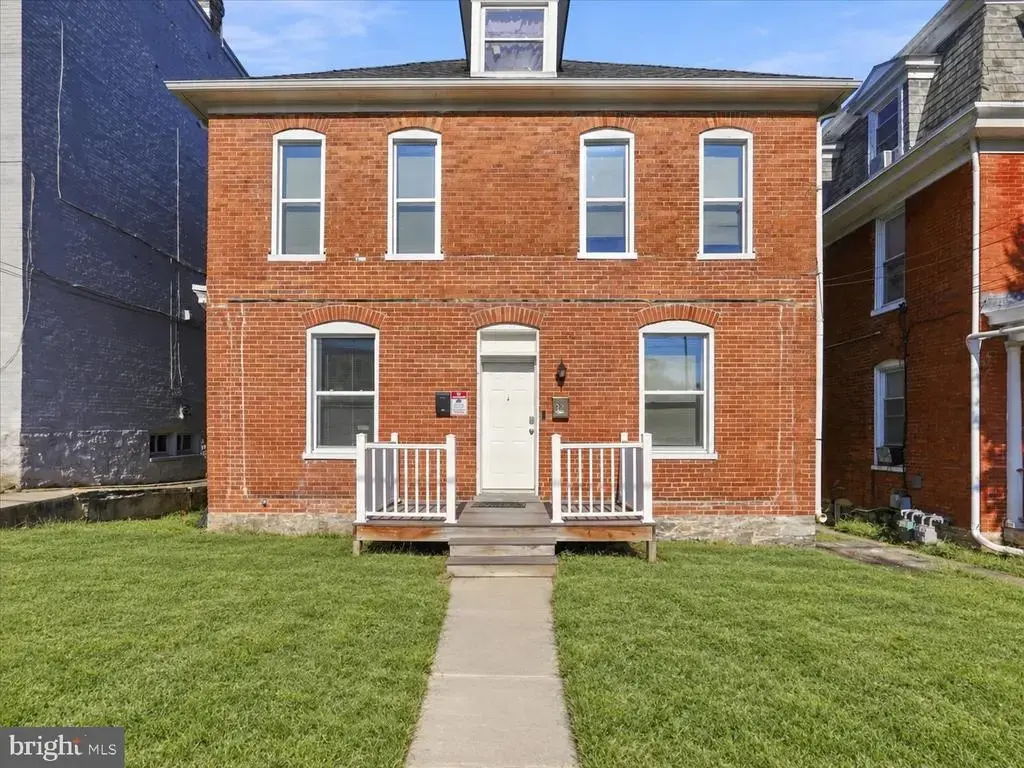 329 Summit Ave, HAGERSTOWN