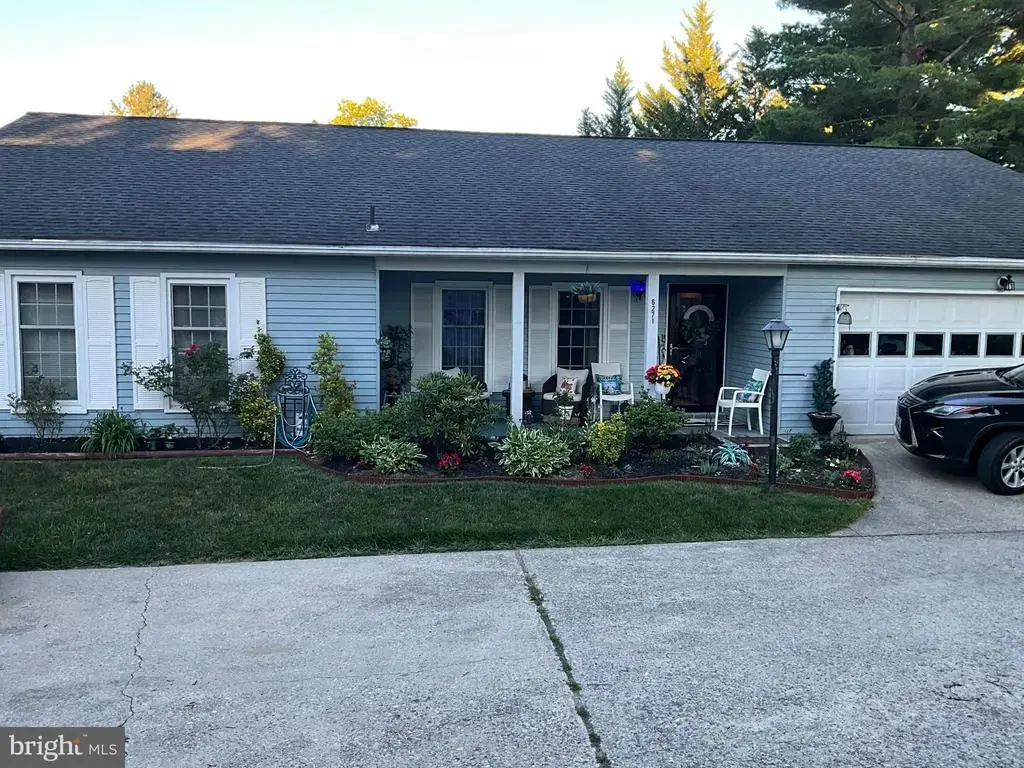 6271 Golden Hook, COLUMBIA