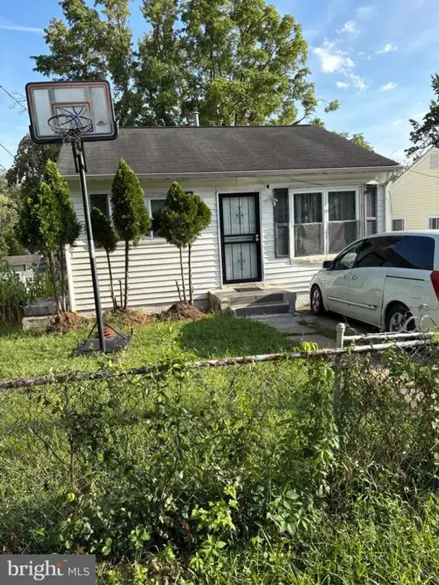6703 Drylog, Capitol Heights