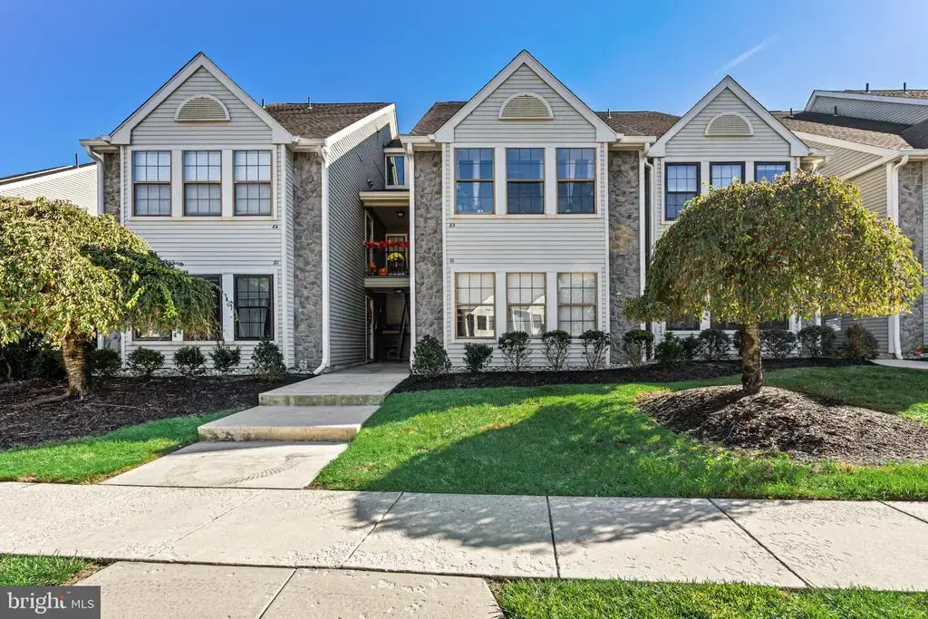 83 Bridgewater Dr, MARLTON