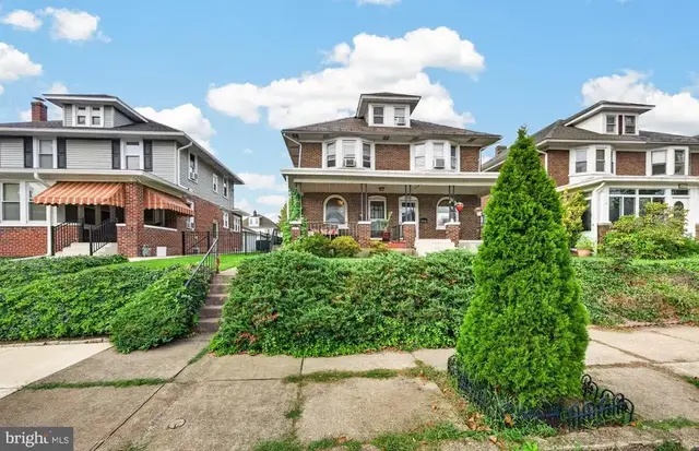 2221 Fairview, Easton