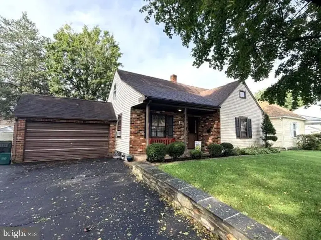 21 Edward Rd, HATBORO