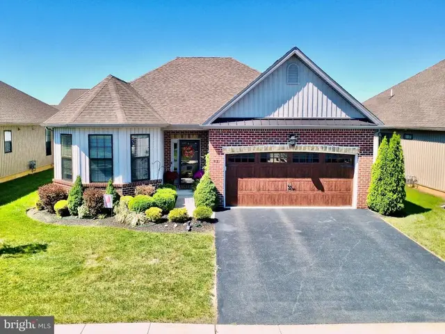 4139 Clearbrook Rd, Emmaus