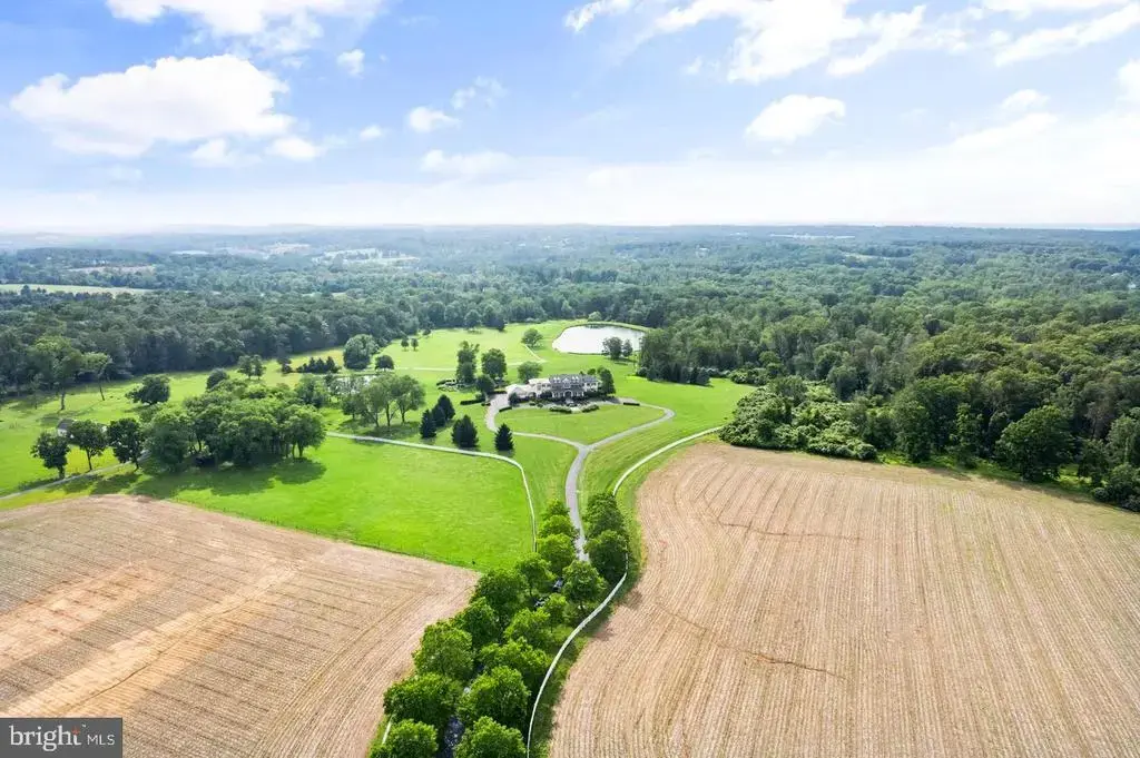 131 Harbourton Woodsville Rd, LAMBERTVILLE