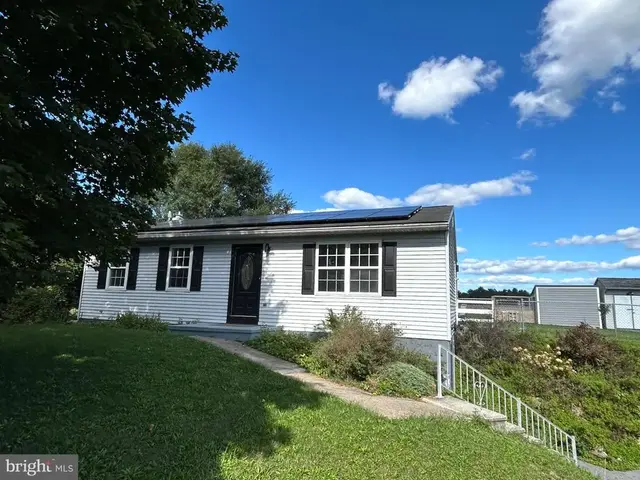 17 Union Church Rd, Halifax