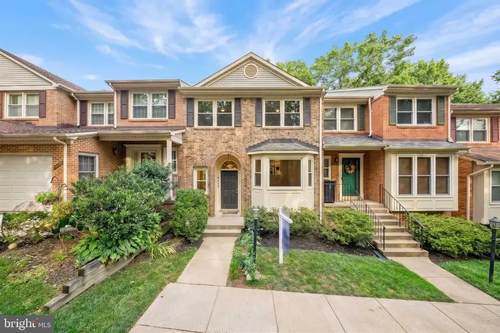 8005 Galla Knoll Cir, SPRINGFIELD