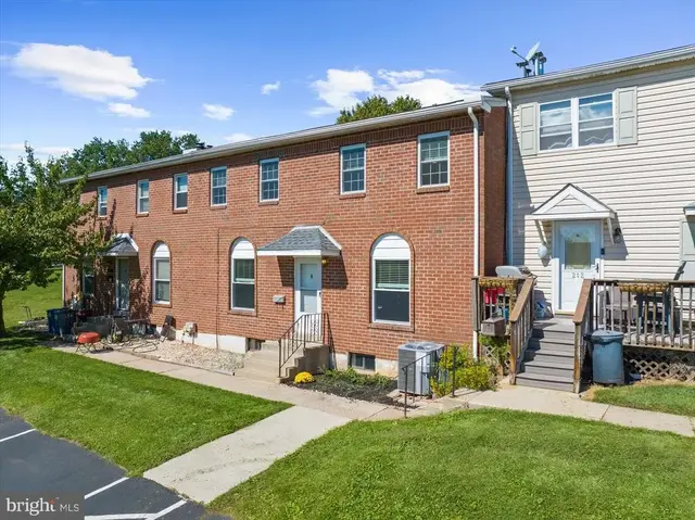 213 Whitpain Hls, Blue Bell