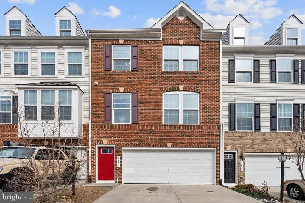 1660 Dorothy Ln, WOODBRIDGE
