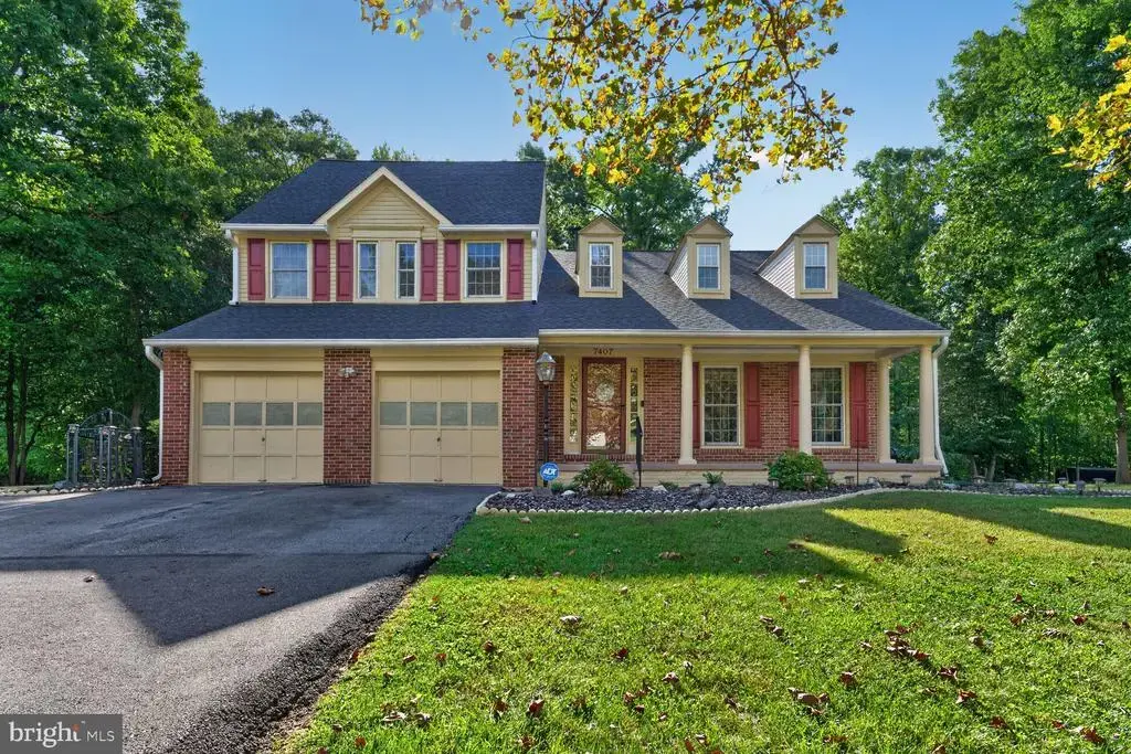 7407 Lake Glen, GLENN DALE