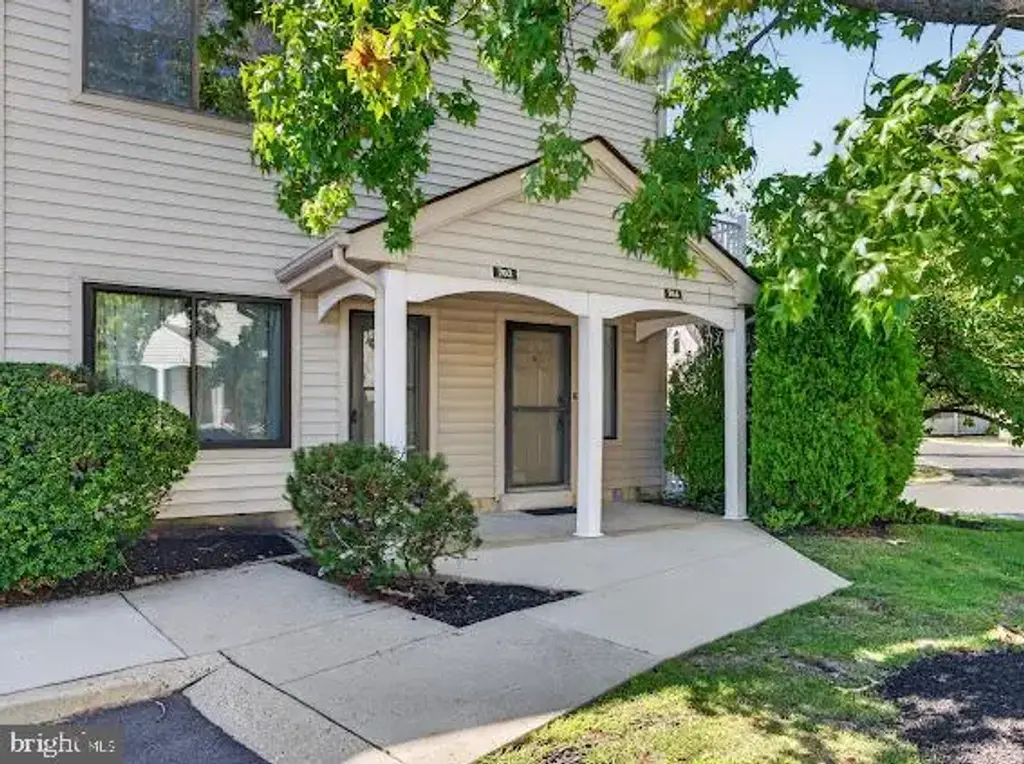 704 Gregorys Way, VOORHEES