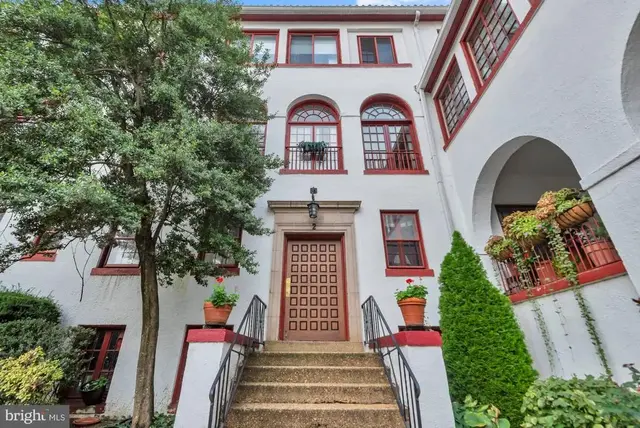 230 Stony Run Ln., #2c, Baltimore
