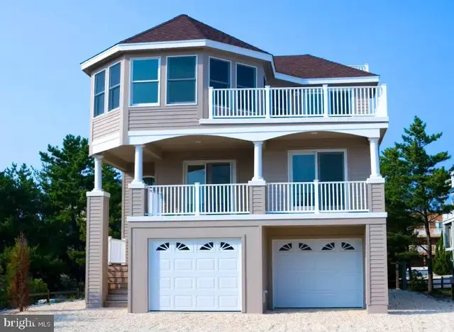 12 Testb Acres, Other
