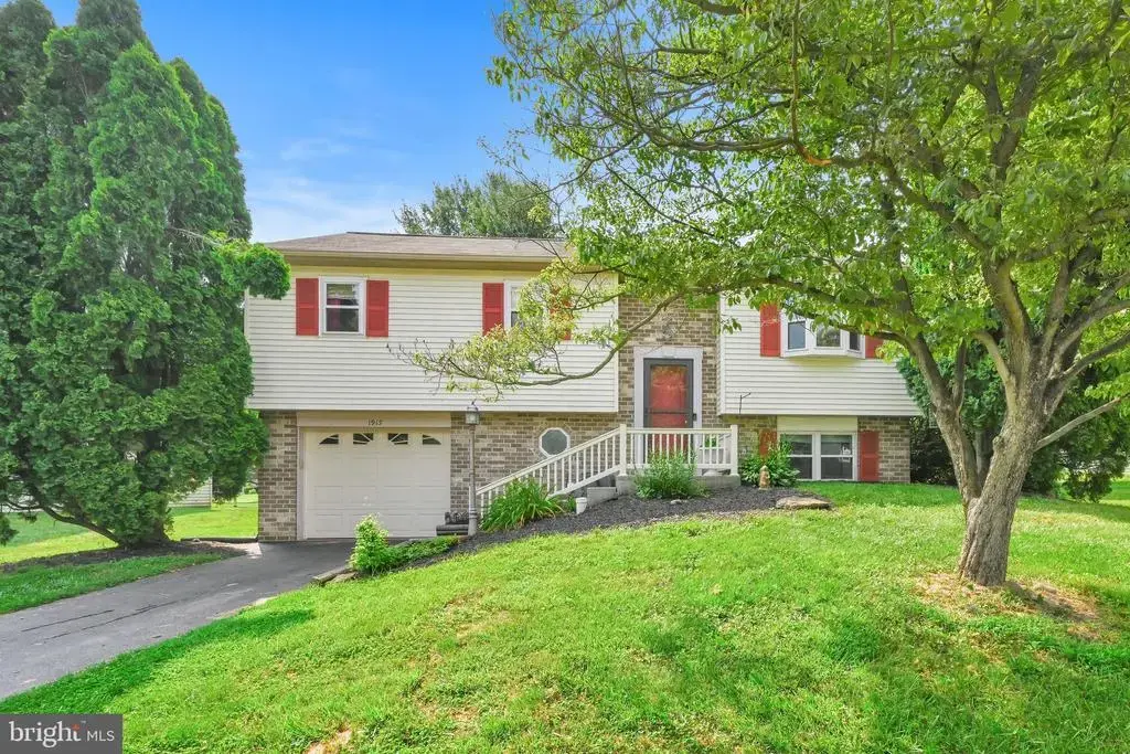 1915 Wilderness Rd, LANCASTER
