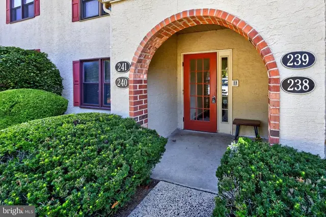 240 Stone Ridge Dr #240, West Norriton