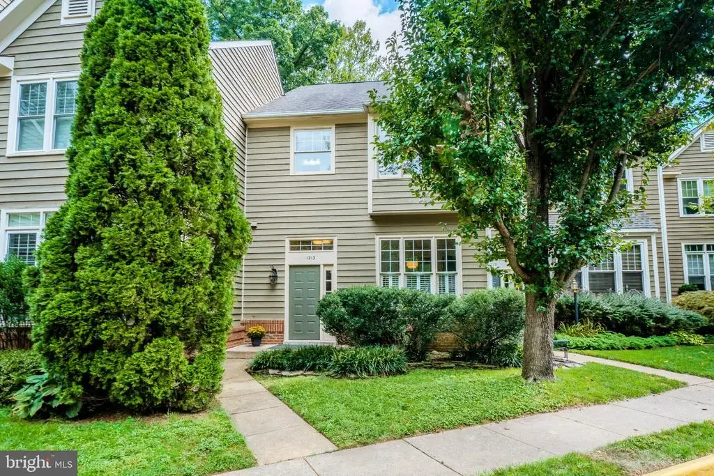 1213 Weatherstone Ct, RESTON