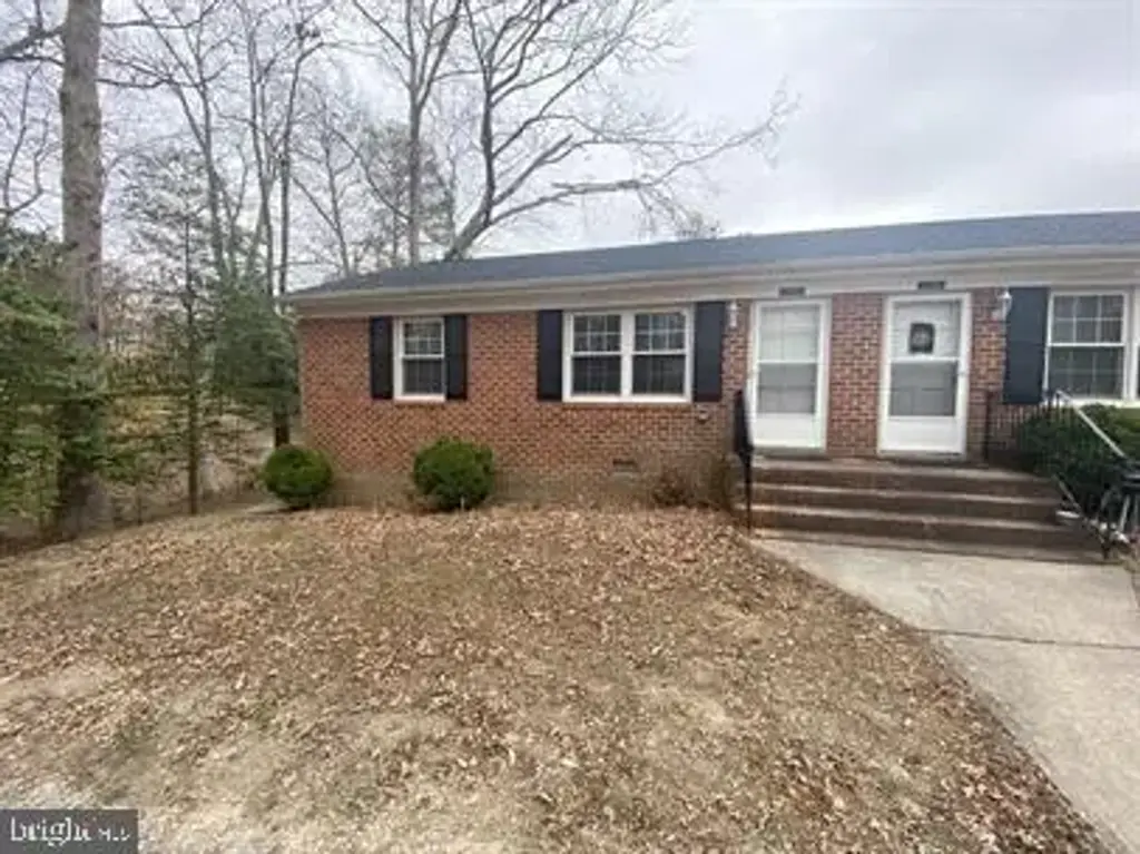 214 W Broaddus Ave, BOWLING GREEN
