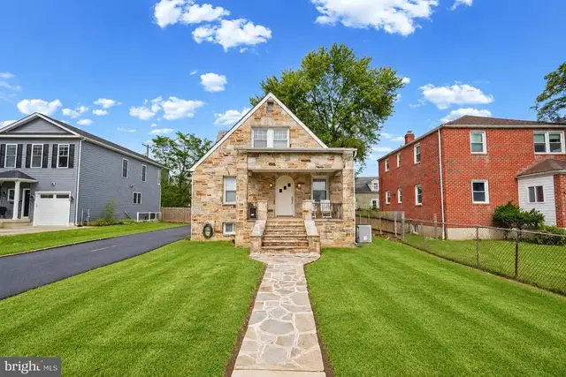 2304 Taylor Ave, Parkville