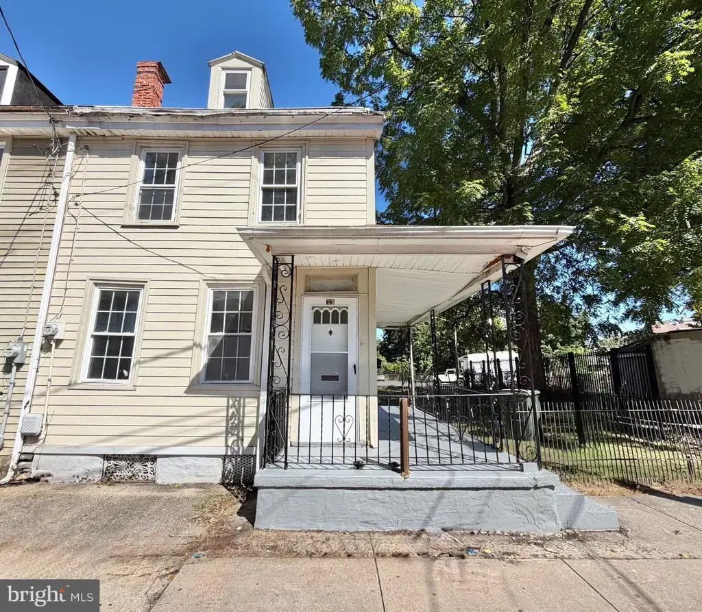 321 York St, BURLINGTON