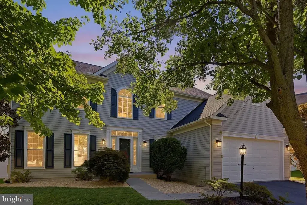 32 Potterfield Dr, LOVETTSVILLE