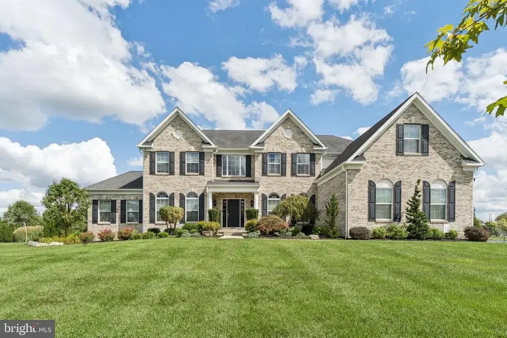 304 Salarno Ct, MULLICA HILL