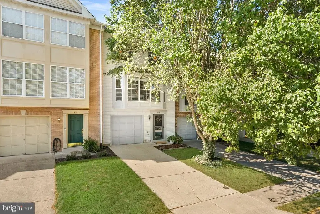 112 Hampshire Sq Sw, LEESBURG