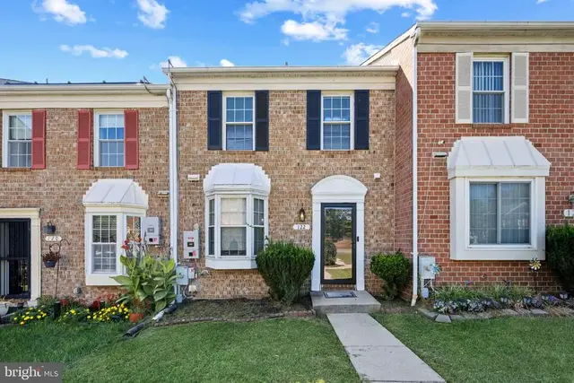 122 Courtland Woods Cir, Pikesville