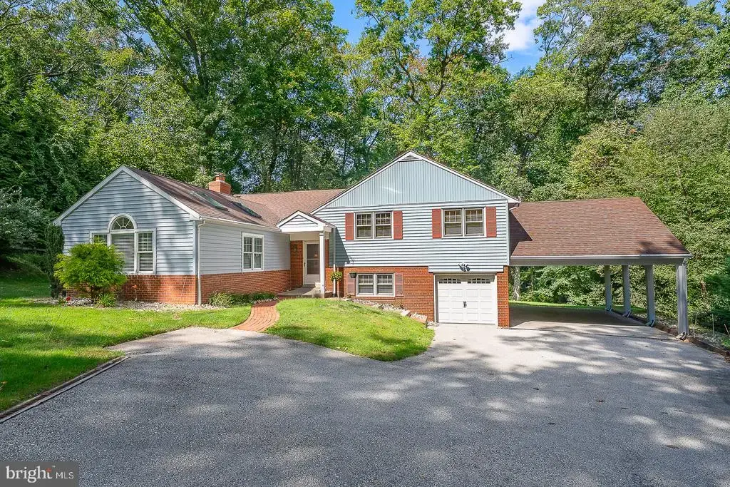 751 Red Oak Ter, WAYNE