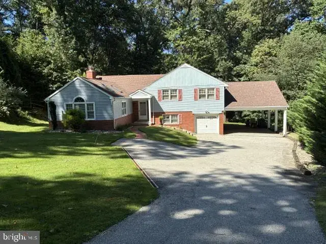 751 Red Oak Ter, Wayne