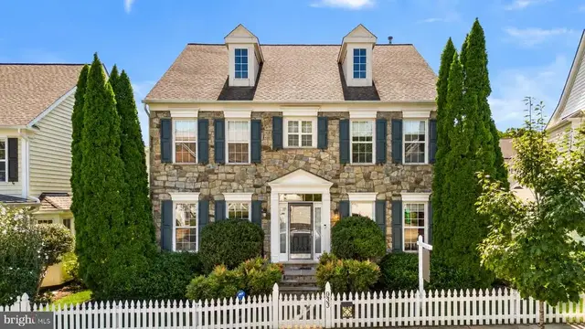 933 Gentlewood St, Gaithersburg