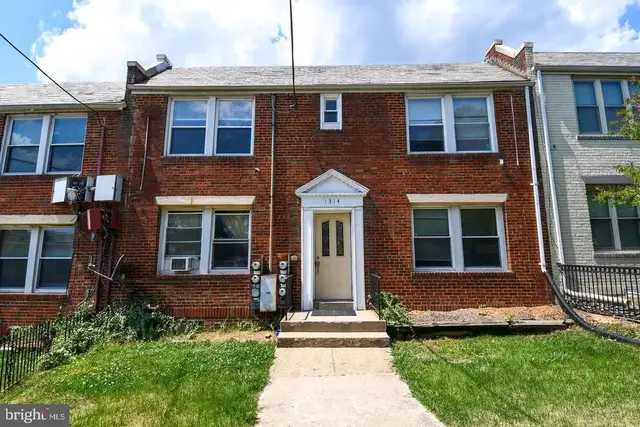 1314 Downing Pl Ne #4, Washington