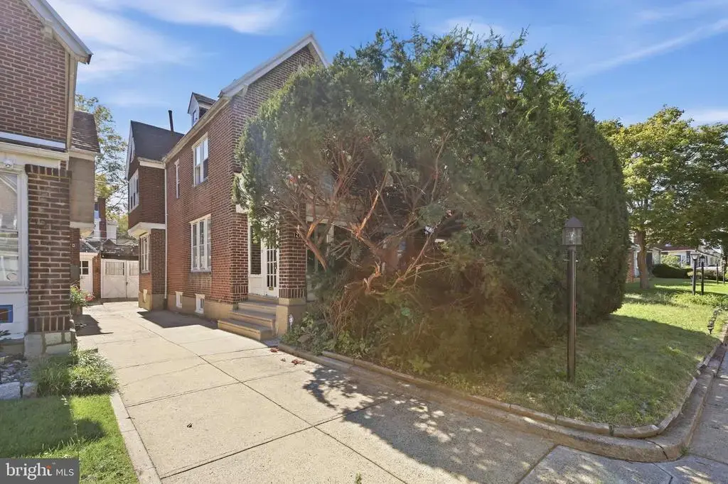 1210 Haworth St, PHILADELPHIA