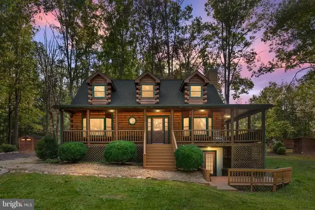 1401 Yagers Rd, Luray