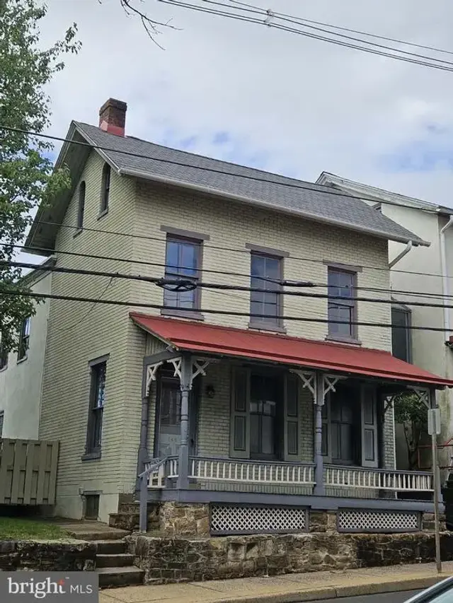 100 S Main St #140, Doylestown