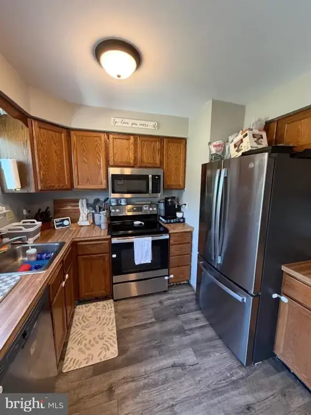 324 Barley Dr, Newark