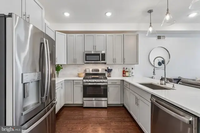 518 W Montgomery Ave #6, Philadelphia