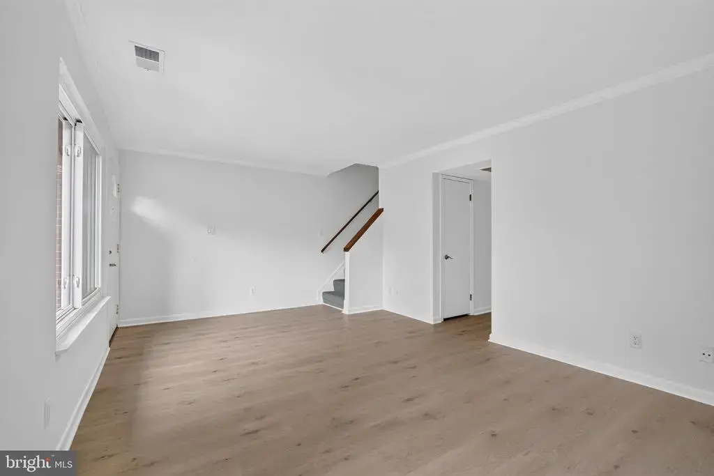 1703 Westwind Way #7-b, MCLEAN