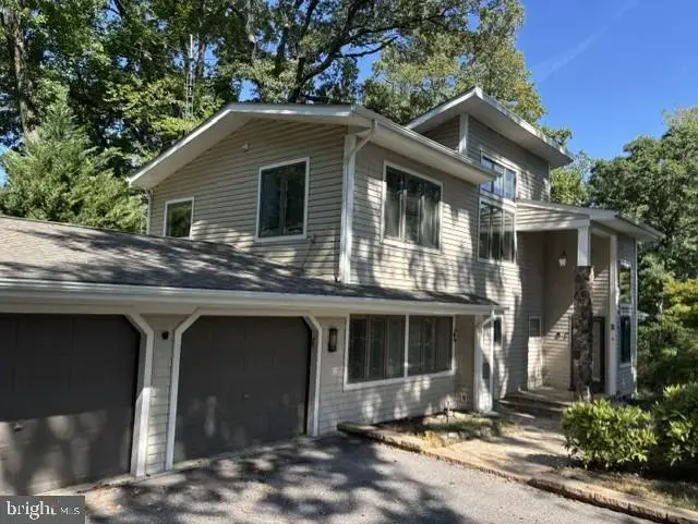 4 Tower Rd, Severna Park