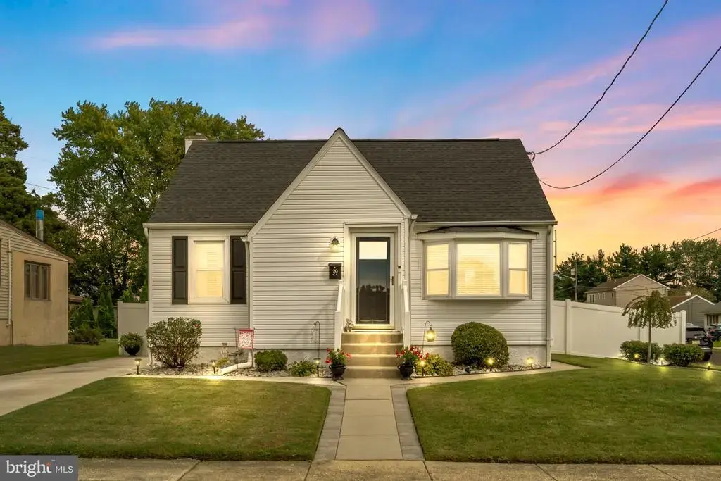 39 Worthington Ave, BELLMAWR