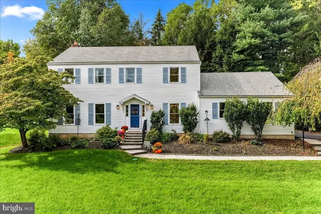 980 Wind Song Rd, WEST CHESTER