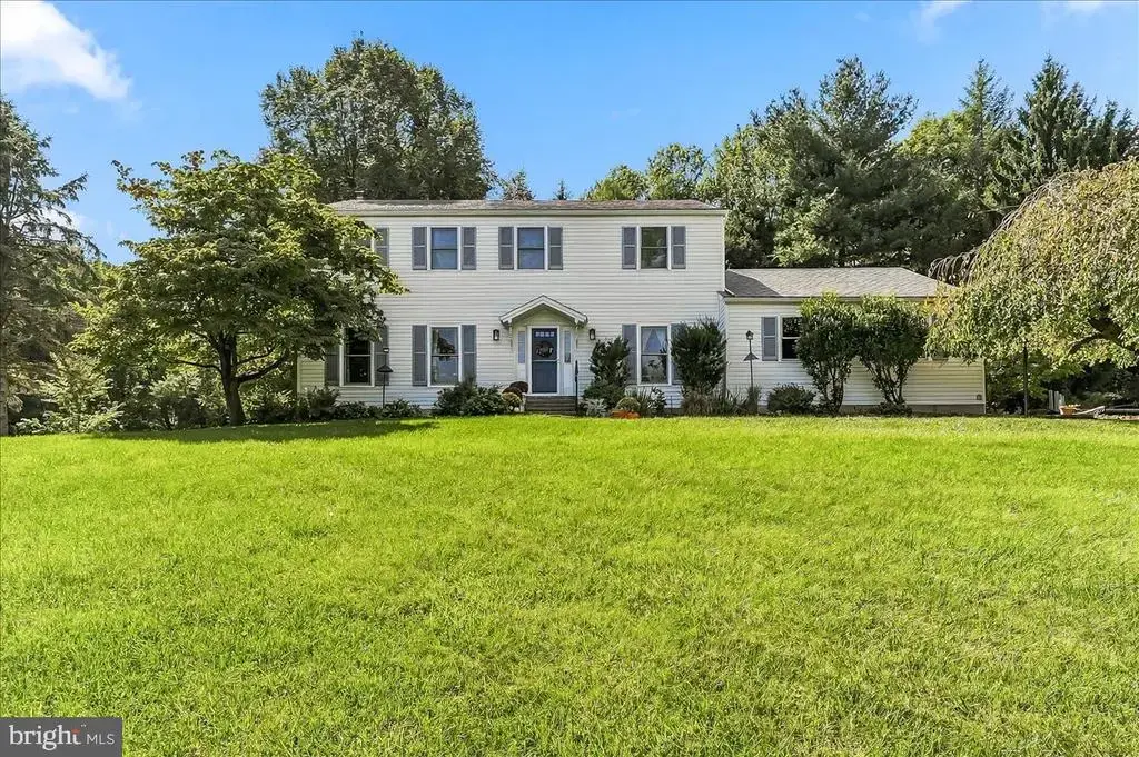980 Wind Song Rd, WEST CHESTER
