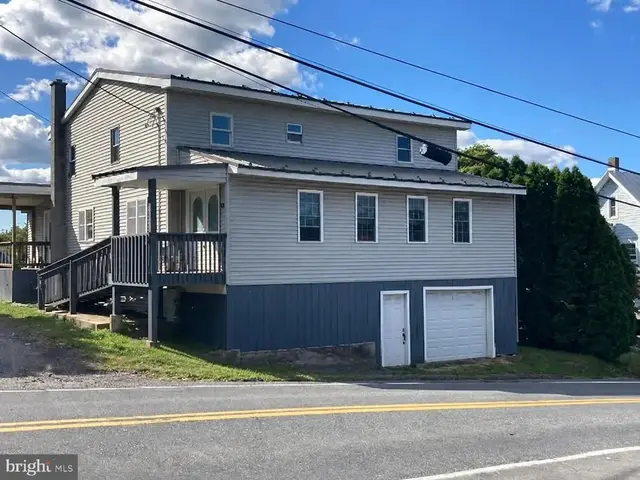 107 N Good Spring Rd, Hegins