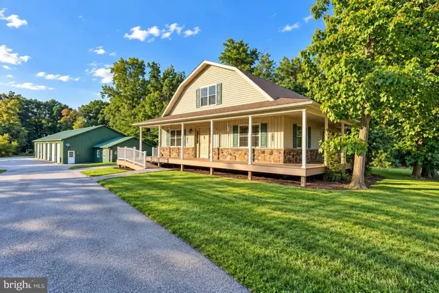 486 White Church Rd, York Springs