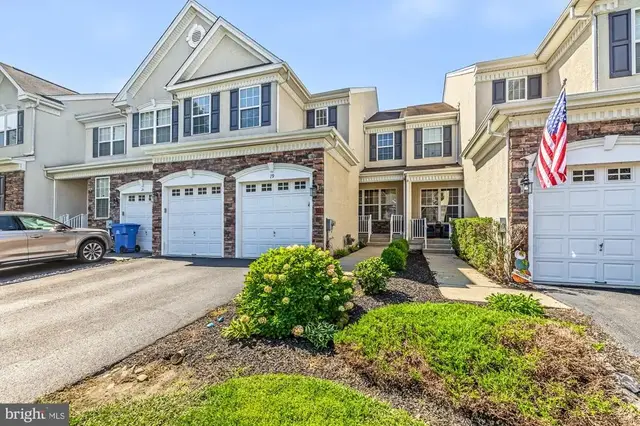 19 Wharton Dr, Glen Mills