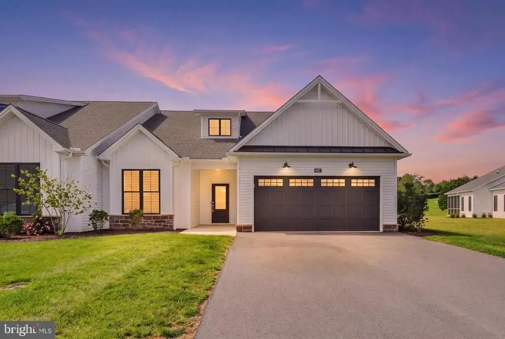 4527 Range Runner Dr, FAYETTEVILLE