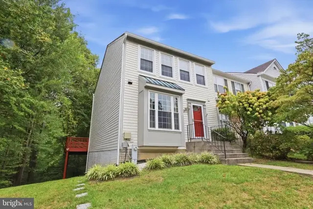 4000 Sparrow House Ln, Burtonsville