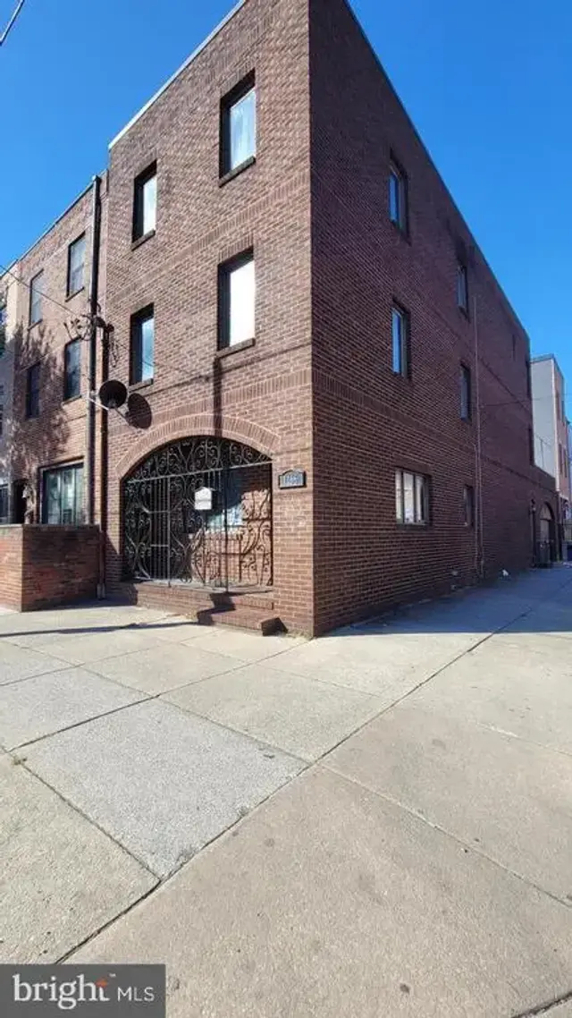 1166 S 11th St #2, Philadelphia