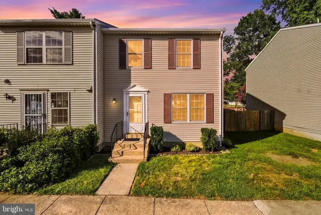 2836 Lester Lee Ct, Falls Church