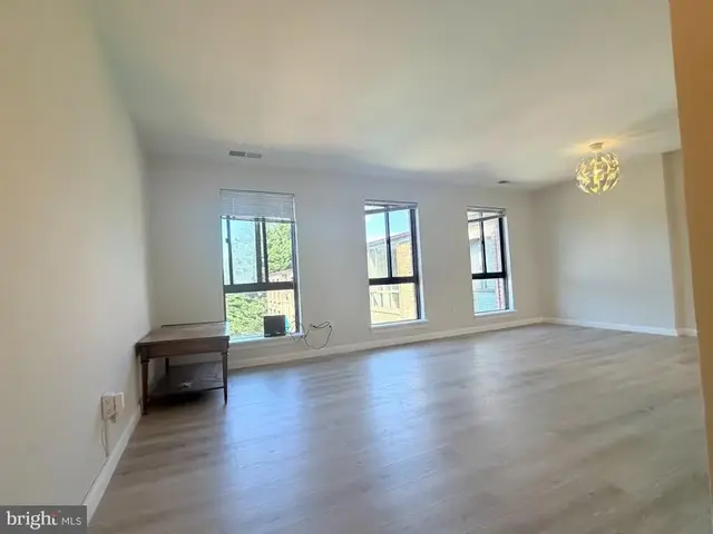 1719 Gainesville St Se #301, Washington