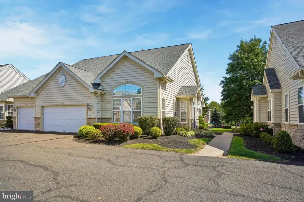 806 Devonshire Ct #59, WARRINGTON